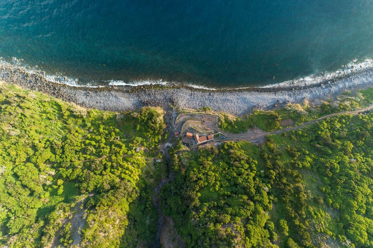 Abrigo Da Cascata - - Sao Jorge Farm stay Calheta (Azores)